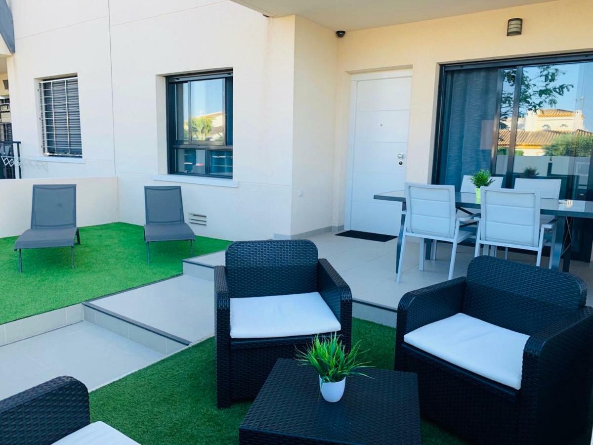 Apartment Playa Elisa Bay Pilar de la Horadada Exteriör bild
